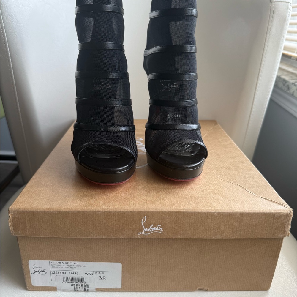 AUTHENTIC Christian Louboutin Black Heels with Signature Red Sole